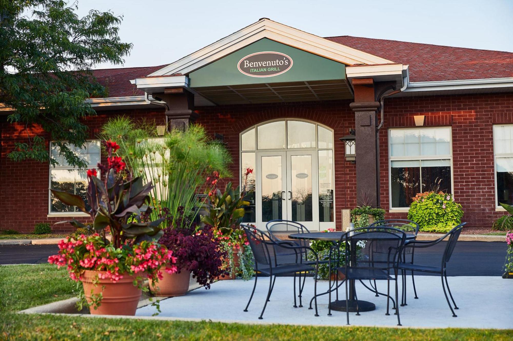 Holiday Inn Hotel & Suites Madison West - Middleton By Ihg Exterior foto